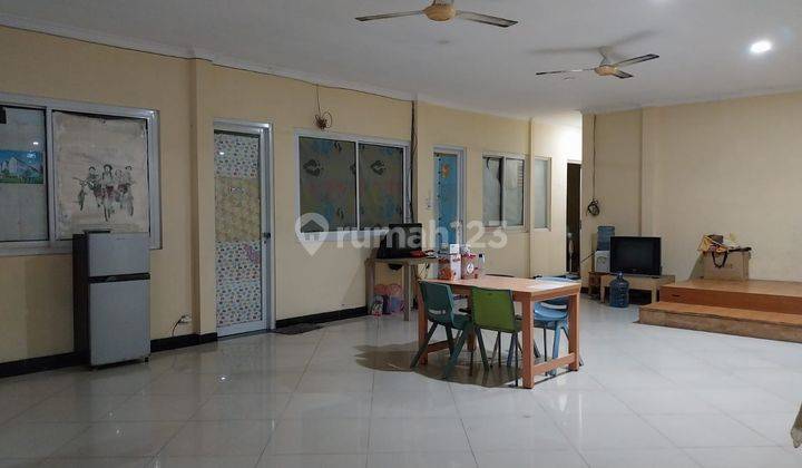 Rumah Nyaman di Cempaka Putih 1