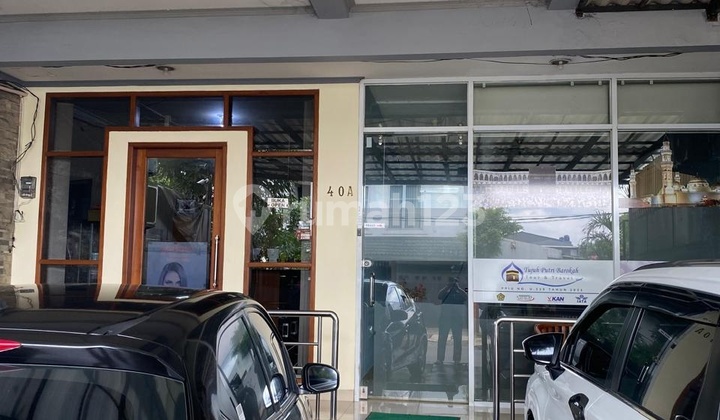 For Sale Rumah Siap Huni di Kebon Jeruk Jakarta Barat