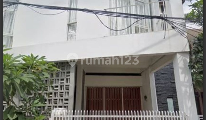 For Sale Minimalist House in East Cempaka Putih For Sale Minimalist House in East Cempaka Putih