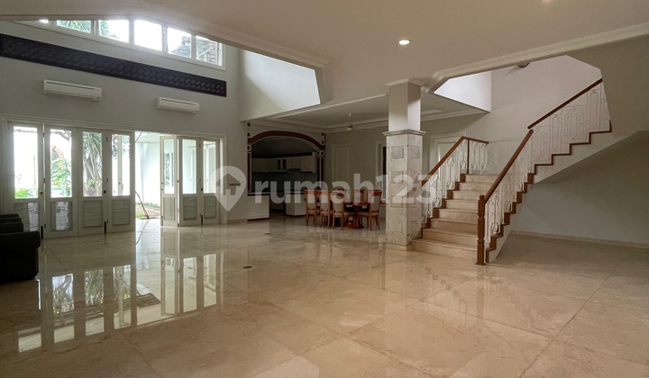 Disewakan Rumah Mewah di Menteng Prime Area - Jakarta Pusat 2