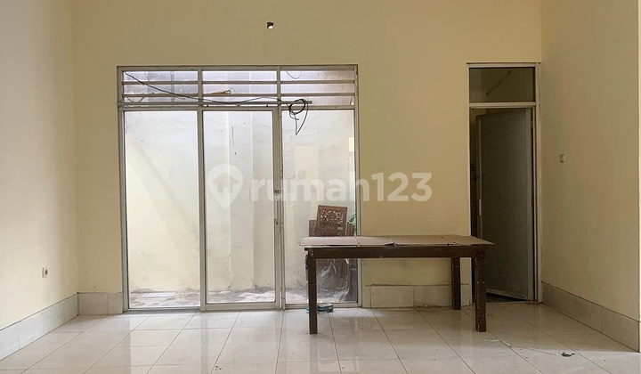 Dijual Rumah Tua - Lokasi Strategis di Johar Baru, Jakarta Pusat 2