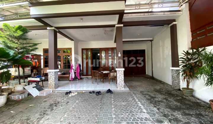 Dijual Rumah Siap Huni di Menteng Dalam, Jakarta Selatan Dijual Rumah Siap Huni di Menteng Dalam, Jakarta Selatan