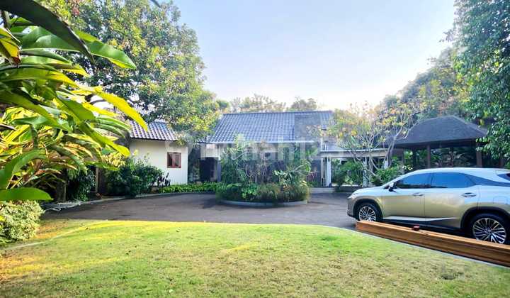 Rumah Cipete 5 BR Siap Huni,, SHM, Bagus Rumah Cipete 5 BR Siap Huni,, SHM, Bagus