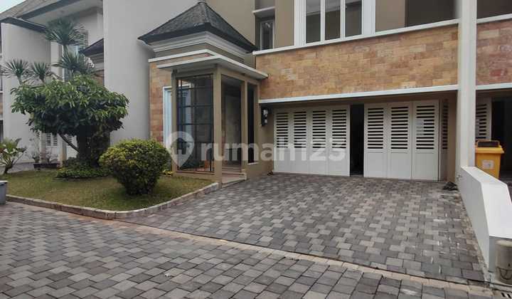 Pejaten House 4 BR, SHM, Good Condition, Ready to Occupy
