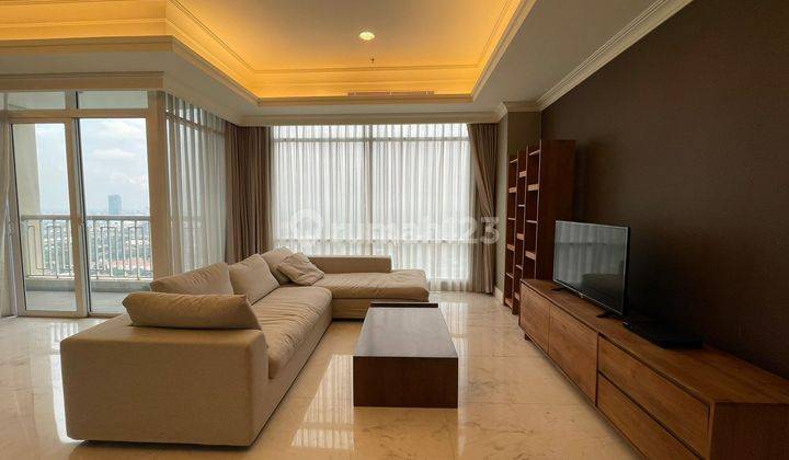Apartemen Botanica 2 Kamar Tidur, 153 Sqm, Furnished Bagus Apartemen Botanica 2 Kamar Tidur, 153 Sqm, Furnished Bagus