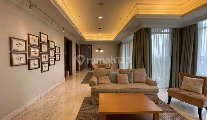  Apartemen Botanica 2 Kamar Tidur, 153 Sqm, Furnished Bagus