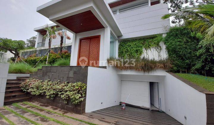 Rumah Bagus Furnished SHM di Pondok Indah, Jakarta Selatan 1