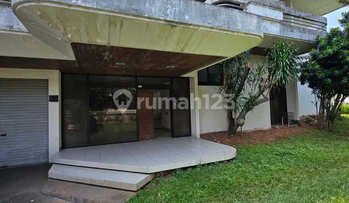 Green Permata House Good Rental Semi Furnished SHM Kebayoran Lama, South Jakarta Green Permata House Good Rental Semi Furnished SHM Kebayoran Lama, South Jakarta