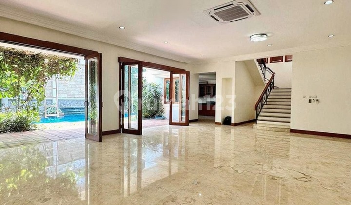 Kebayoran Baru House, South Jakarta, Good SHM