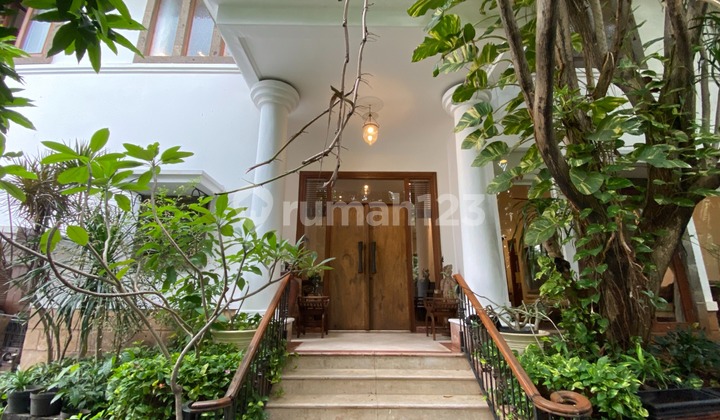 Nice House in Cipete, South Jakarta, Freehold, Furnished