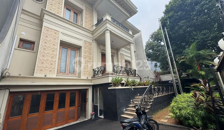 Rumah Menteng , Full Furnished, SHM, Bagus