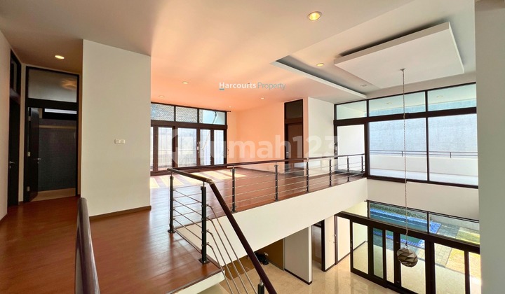 Rumah Pondok Indah, Jakarta Selatan Bagus Furnished SHM 2