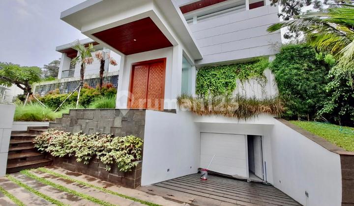 Rumah Furnished SHM Kebayoran Lama, Jakarta Selatan Bagus Rumah Furnished SHM Kebayoran Lama, Jakarta Selatan Bagus