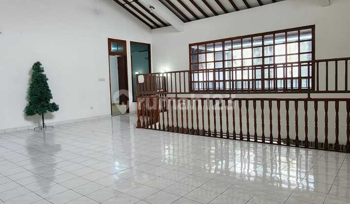 Rumah Senopati 4 BR, SHM, Bagus, Siap Huni 2