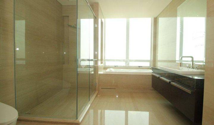 Pakubuwono Signature 4+1 BR Full Furnished Good Deal  2