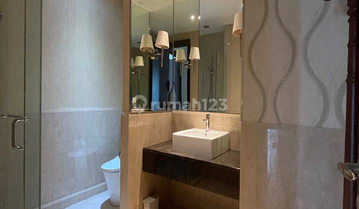 Pakubuwono View 3 BR Nice View High Floor 2