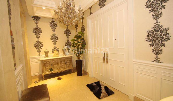 Pakubuwono Signature 4 Bedroom 1 Study Room Luxury Furnished 2