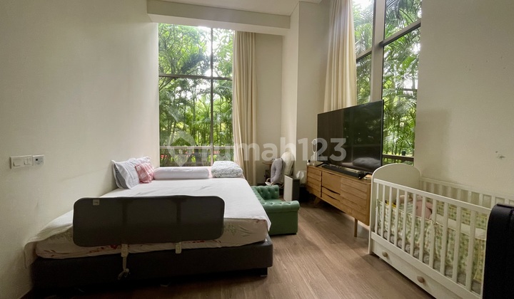 Pakubuwono Spring 4 Bedroom Combined Unit High Ceiling Good Deal Unit Pakubuwono Spring 4 Bedroom Combined Unit High Ceiling Good Deal Unit
