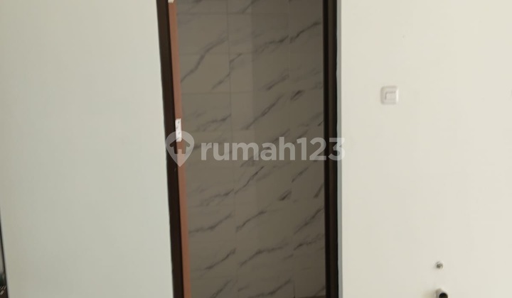 Dijual Rumah 2 Lantai Butuh Minim Renovasi di Telaga Asih, Cikarang Barat, Kabupaten Bekasi 2