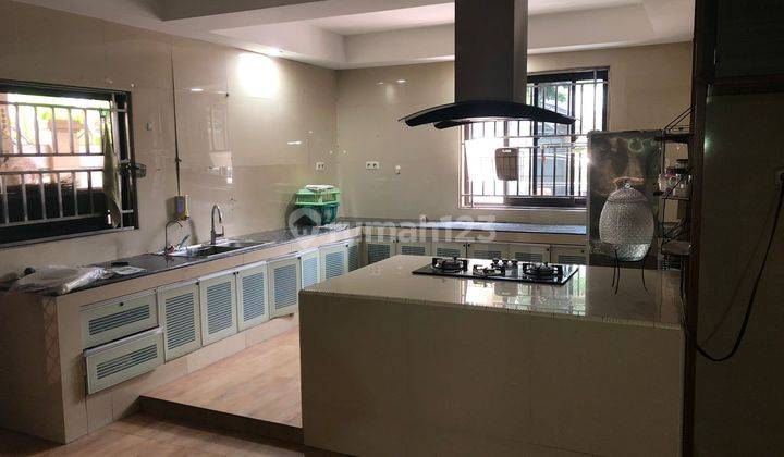 Dijual 30 Persen Di Bawah Harga Pasar, Rumah Cantik Modern Minimalis di Green Garden Jakarta Barat  1