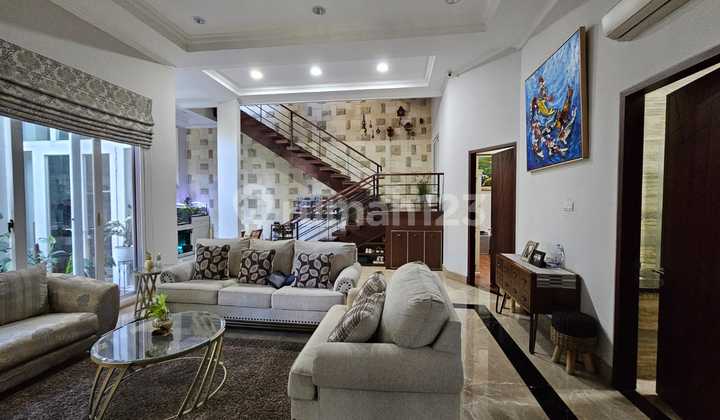 Rumah Dengan Design Dan Arsitektur Terbaik di Permata Buana, Dream House