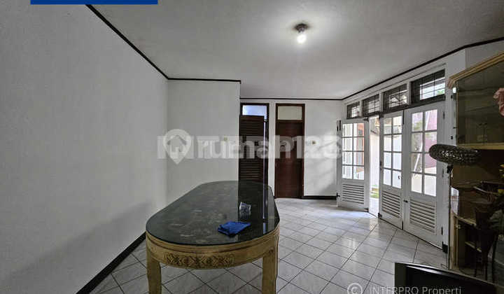 Rumah itung tanah, blok C, cocok untuk bangun ulang Rumah itung tanah, blok C, cocok untuk bangun ulang