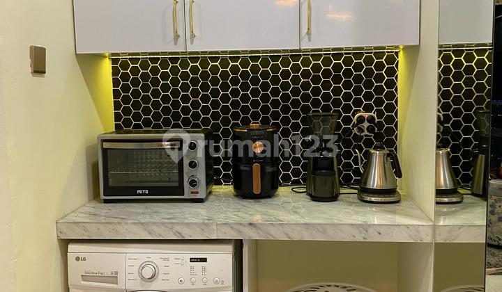 Seperti baru dengan design modern minimalistic, apartemen di puri mansion 2