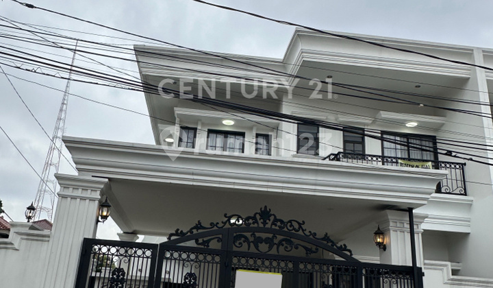 Rumah Baru Cantik Dan Baru Dengan Pool Area Joglo Jakarta Barat 1