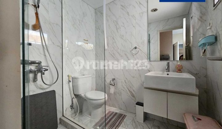 Nicely design apartment, puri park residence 2