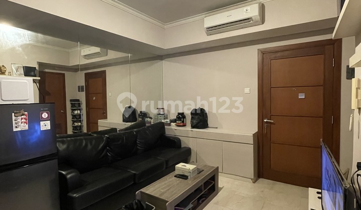 Nicely Designed fully furnished apartment Royal Medit, Terawat, Baru di renov, 2