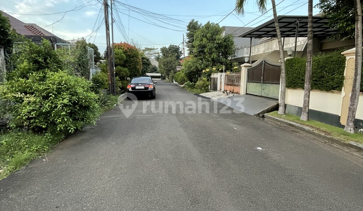 For Sale Old House Land Only in Gili Sampeng Karmel Kemanggisan For Sale Old House Land Only in Gili Sampeng Karmel Kemanggisan