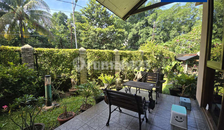 Rumah hook, 217m, di taman aries Rumah hook, 217m, di taman aries