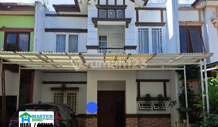 Beautiful Semi-Furnished House Ready to Occupy in Modernland - Tangerang