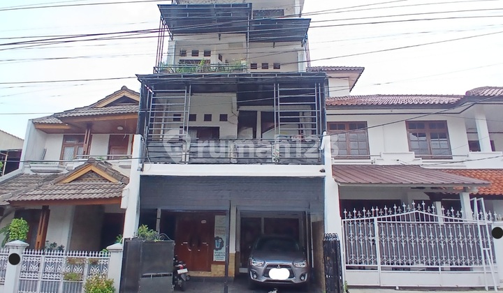 Rumah 4 Lantai Terawat Siap Huni Dibeji Depok