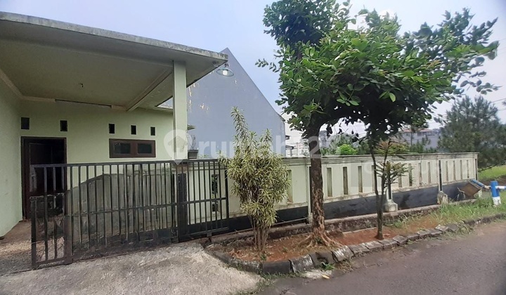 Rumah Hook Dalam Cluster di Tole Iskandar Depok