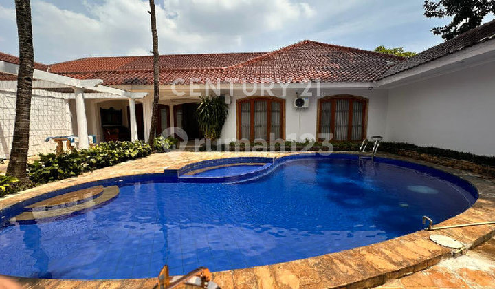 House for Family Living/Office with Pool in East Cilandak 2