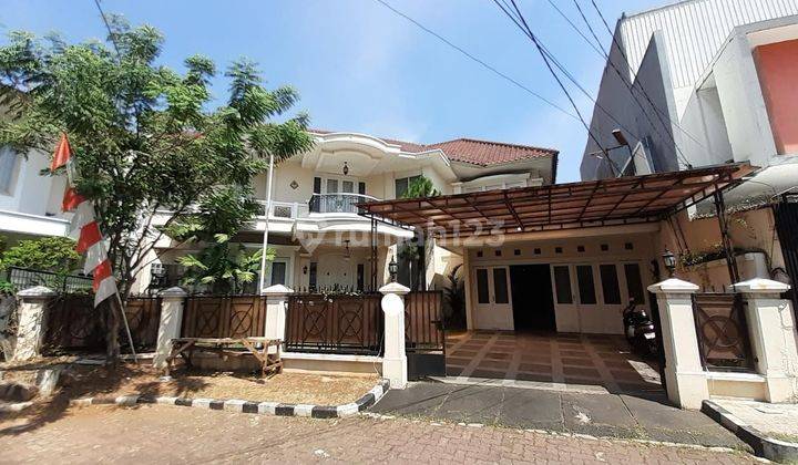 Rumah Mewah Dijual 2 Lantai Dengan Kolam Renang di Lebak Lestari Lebak Bulus Jakarta Selatan 1