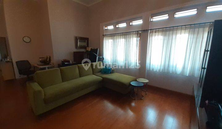 Rumah 2 Lantai Bagus Semi Furnished Sertifikat Hak Milik Di Lebak Bulus Jakarta Selatan 2