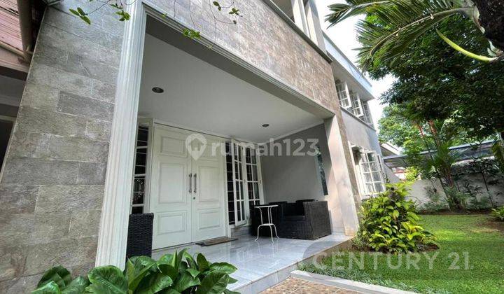 Rumah Modern Classic 2 Lantai Di Area Pejaten Barat 1