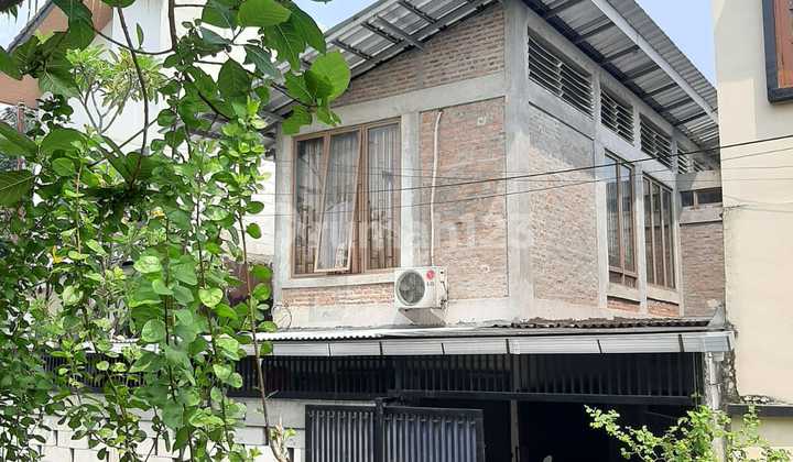 Rumah 2 Lantai Siap Huni Bagus Dan Strategis di Pondok Aren Bintaro Tangerang Selatan