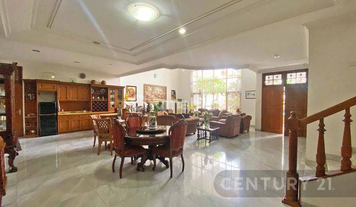 Dijual Rumah 2 Lantai Bagus Ada Kolam Renang Ragunan Jakarta Selatan 2