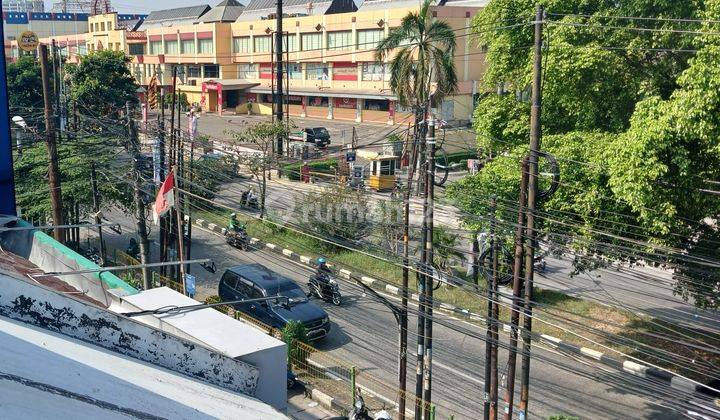 Ruko 3 Lantai Lokasi Strategis Bagus Siap Pakai di Cinere Raya Depok 1