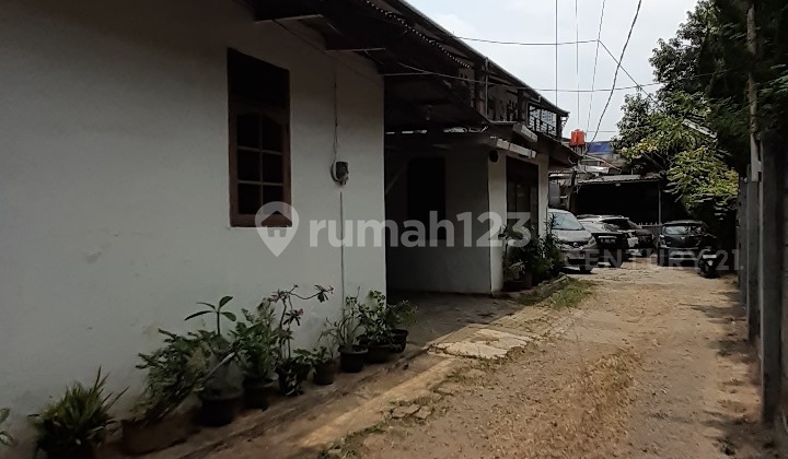 Rumah Usaha Kos 16 Pintu di Ampera Jakarta Selatan