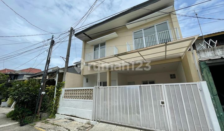 Rumah Baru Design Modern 2 Lantai di Tole Iskandar Sukmajaya Depok