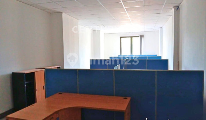 4-Story Attached Shophouse on Buncit Raya Street, Pancoran, South Jakarta 2