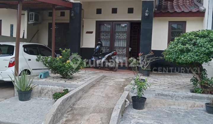 Rumah 2 Lantai Siap Huni Dalam Cluster Grand Depok City Depok