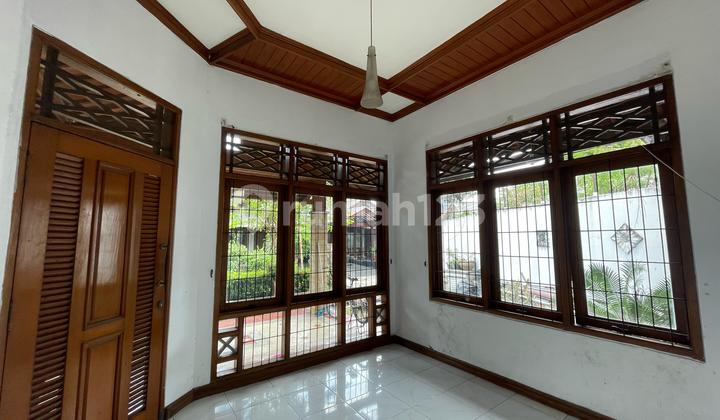 Rumah Dalam Townhouse di Jalan Kemakmuran Depok 2