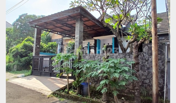 Rumah Modern Minimalis di Bella Casa Residence Kota Depok 2