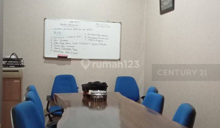 Gedung 3,5 Lantai Lokasi Strategis 150m Dari Halte Warung Jati Pancoran Jakarta Selatan 2