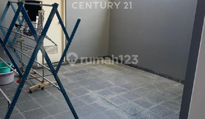 Dijual Rumah Nyaman Dgn Lingkungan Yg Aman Didlm Komplek 2